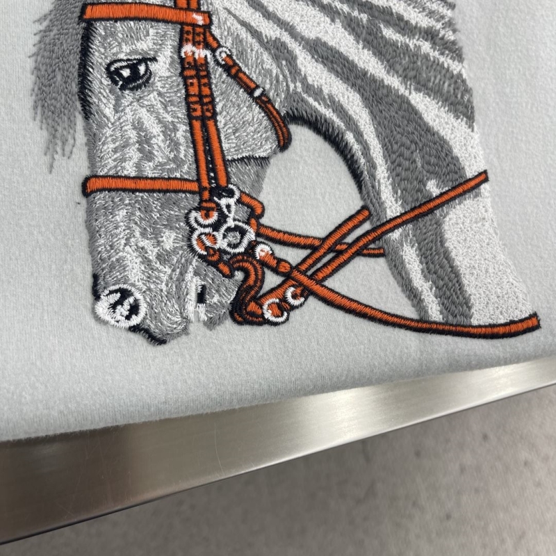 H**me5 t-shirt